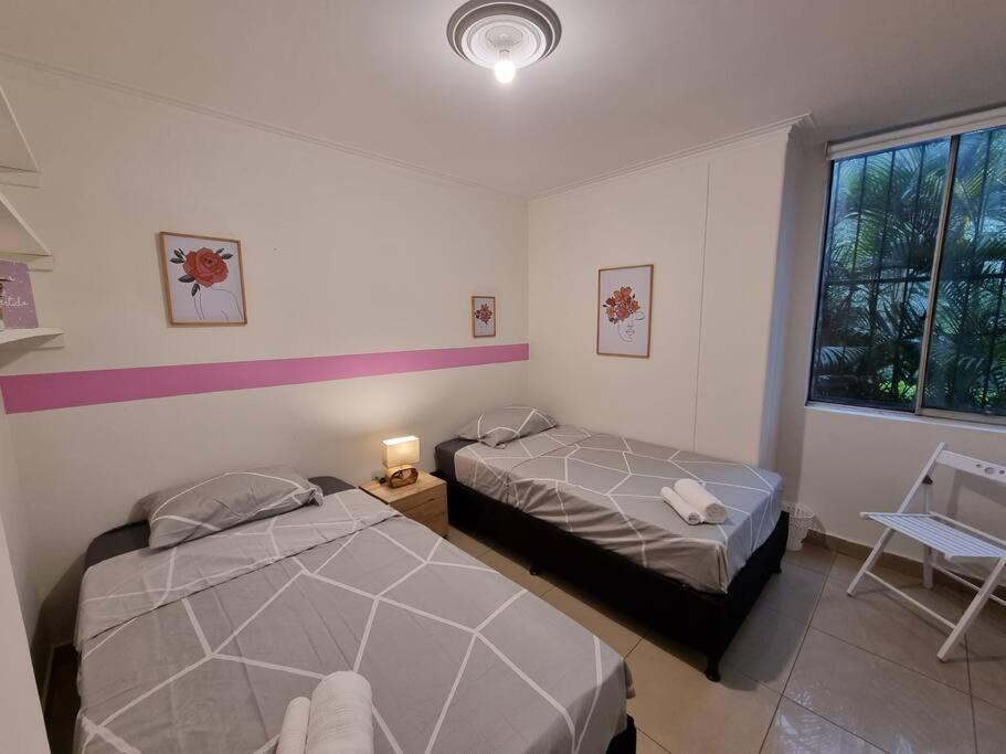 El Jardin De Manila Apartment Меделин Екстериор снимка