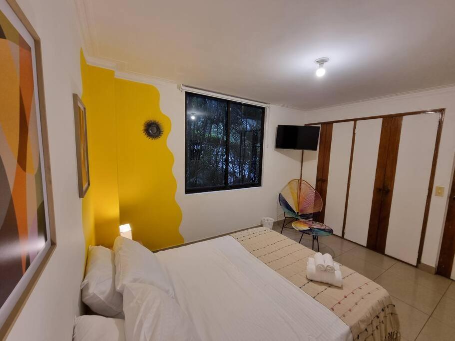 El Jardin De Manila Apartment Меделин Екстериор снимка