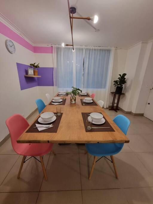 El Jardin De Manila Apartment Меделин Екстериор снимка