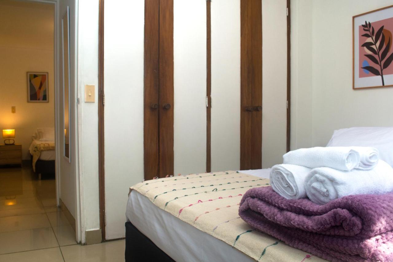 El Jardin De Manila Apartment Меделин Екстериор снимка