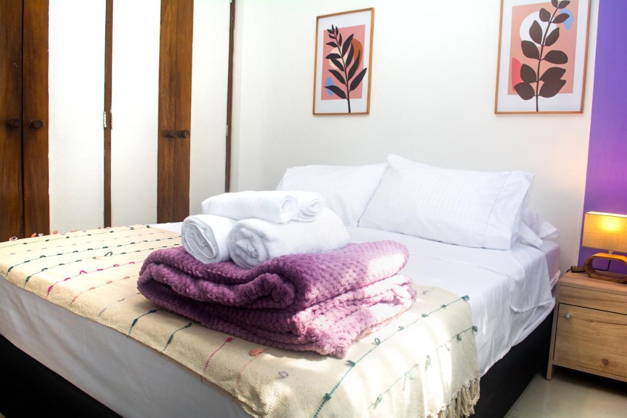 El Jardin De Manila Apartment Меделин Екстериор снимка