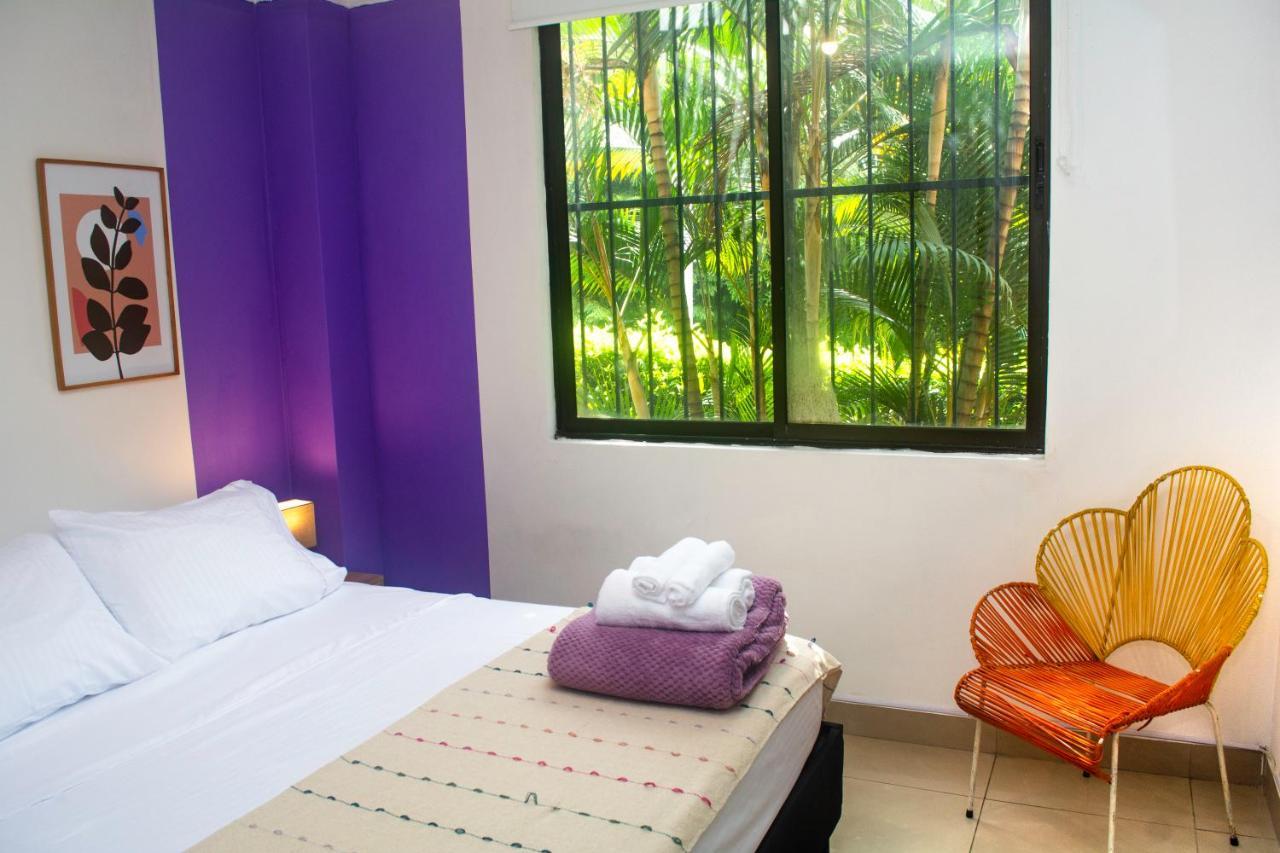 El Jardin De Manila Apartment Меделин Екстериор снимка
